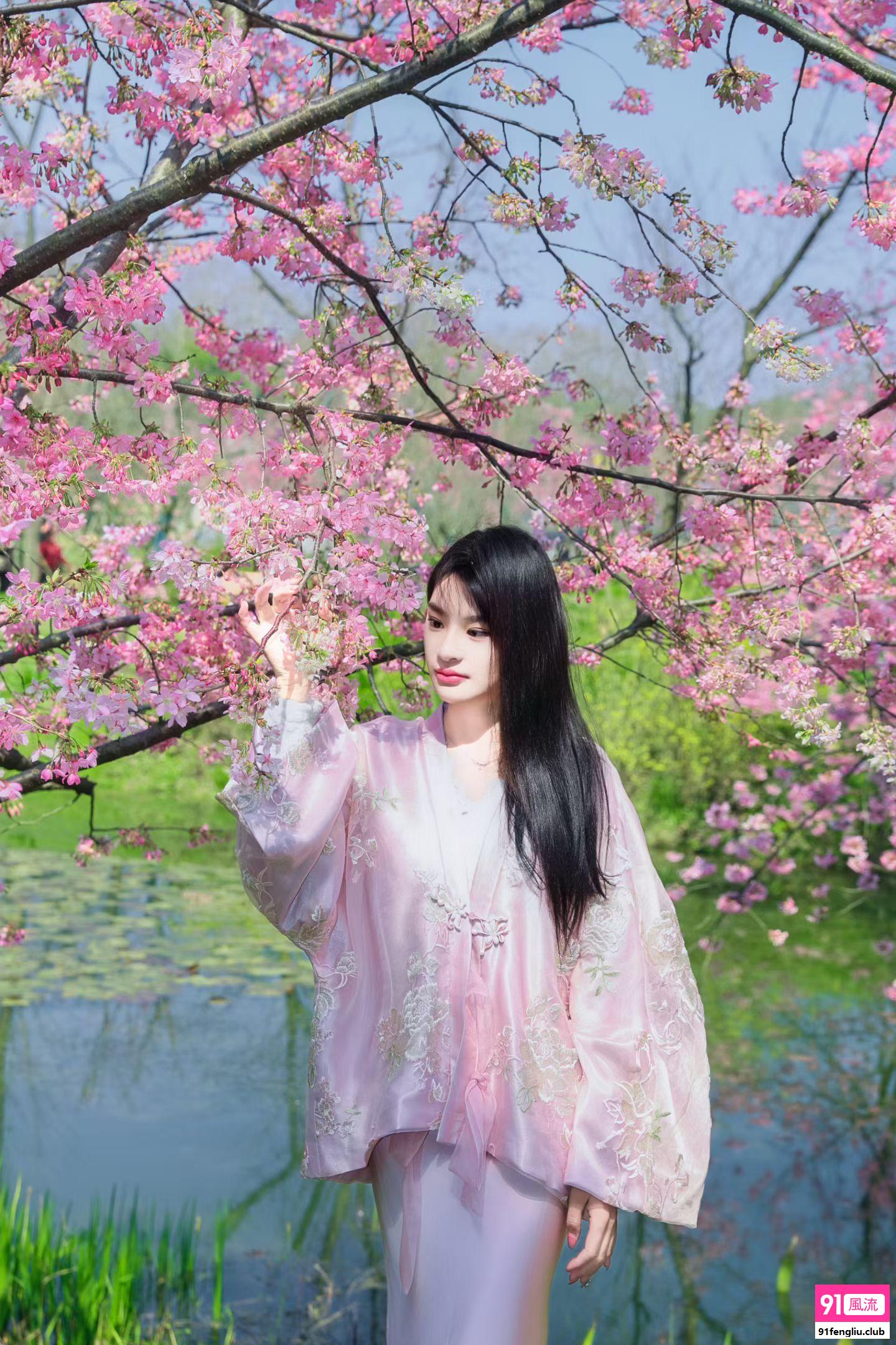 普陀服务性小姐姐